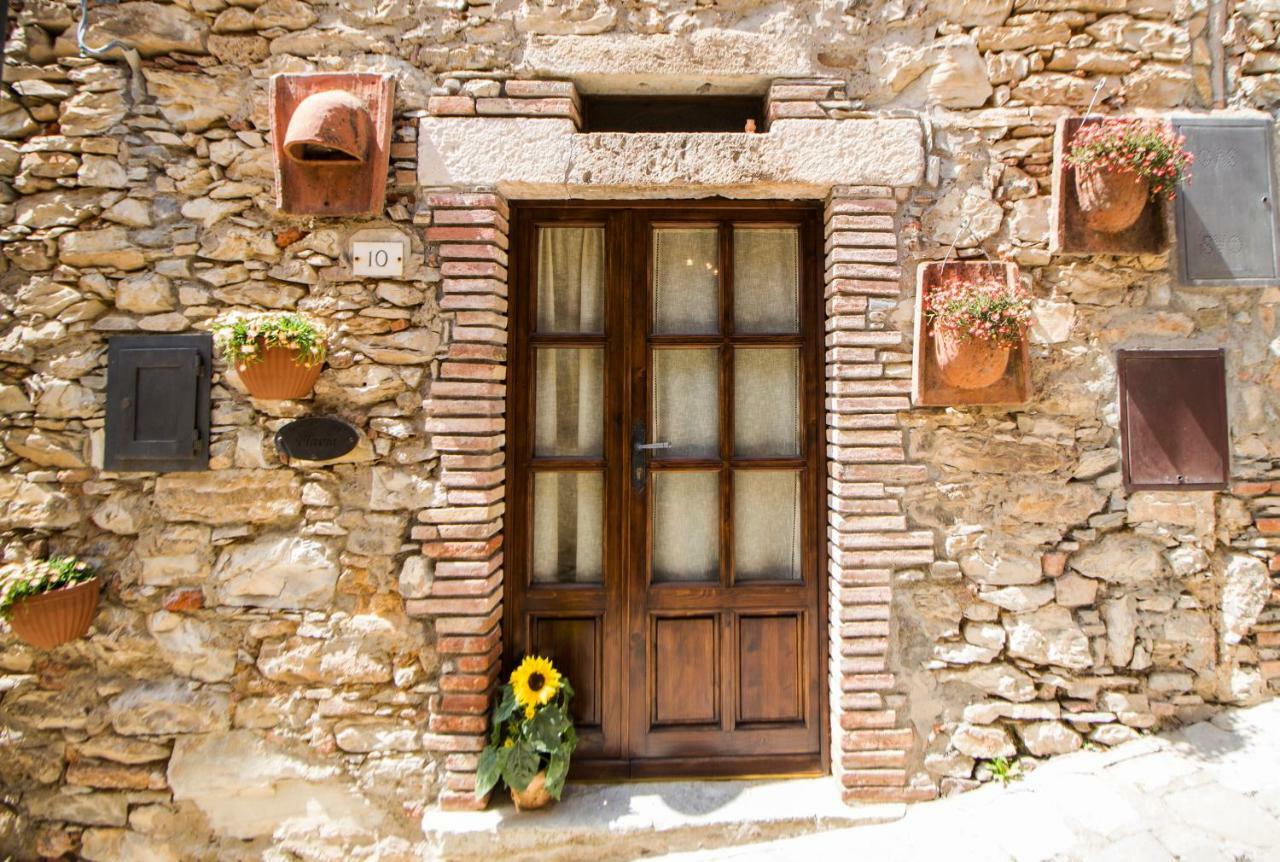 Le Dame Del Borgo Daire Sassetta Dış mekan fotoğraf